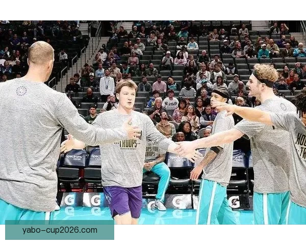 步行者惨遭黄蜂重创克努佩尔砍20分西亚卡姆独砍30+7带队制胜