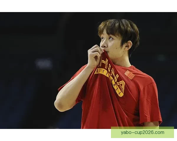 丁彦雨航24岁获MVP初现闯NBA志向 蝉联MVP后更坚定追梦决心